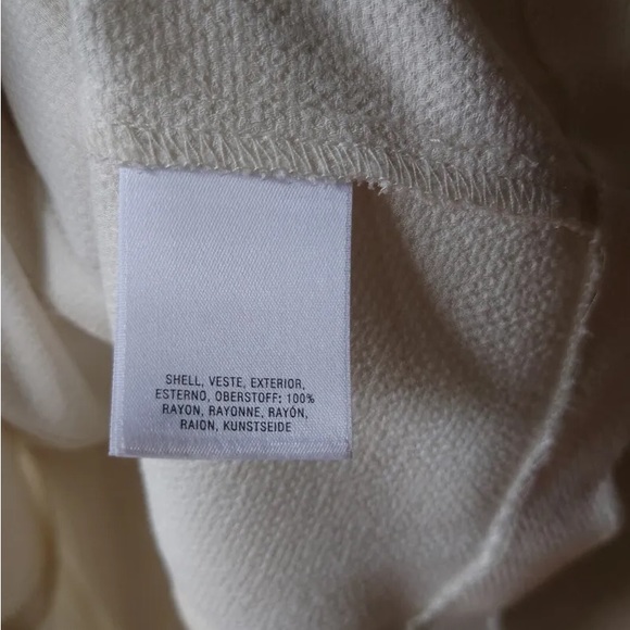 Anthropologie Scalloped Ivory Top 🩵 - Picture 6 of 6